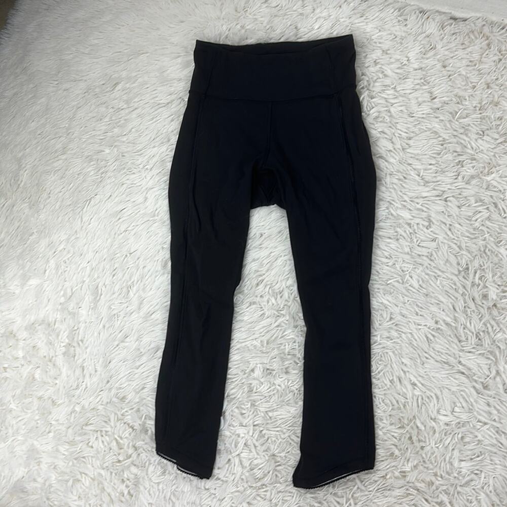 Lululemon Deep Breath Crop (21" ) Black